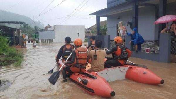 SUKABUMI TERKINI: Bencana Longsor dan Banjir, 5 Tewas 7 Hilang 