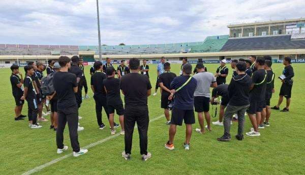 Tim Persela Tetap Datang ke Stadion Meski Pertandingan Batal