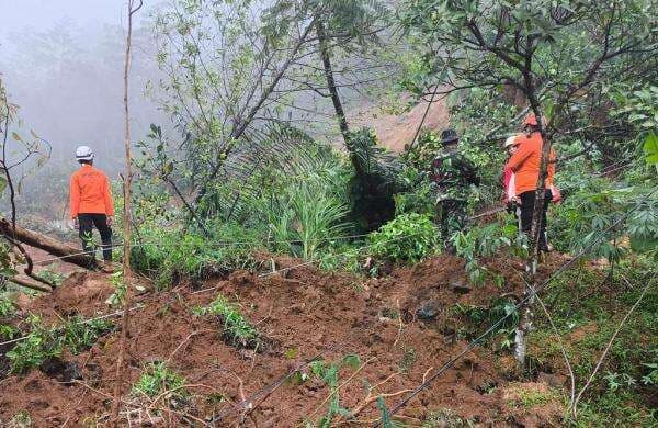 Operasi SAR Hari Kedua: Drone dan Anjing Pelacak Dikerahkan di Petungkriyono