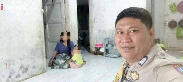 Hanya Karena Masalah Anak, Emak Emak Terlibat Baku Hantam, Bhabinkantibmas Cepat Amankan Situasi Hanya Karena Masalah Anak, Emak Emak Terlibat Baku Hantam, Bhabinkantibmas Cepat Amankan Situasi