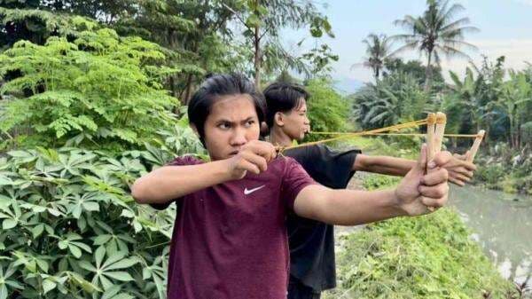 Cerita Youtuber Omped Visual, Dulu Serba Terbatas Buat Konten Kini Punya 14 Juta Subscribers Cerita Youtuber Omped Visual, Dulu Serba Terbatas Buat Konten Kini Punya 14 Juta Subscribers