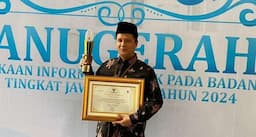 KPU Jabar Raih Penghargaan Lembaga Informatif