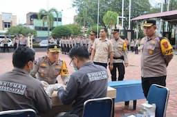 Telah Berlangsung Giat Pemeriksaan Kesehatan Personil Pengaman TPS Polres Dumai Dalam Rangka Pilkada