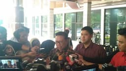 Profil Agung Laksono, Politisi Senior Golkar yang Dilaporkan JK usai Bikin Munas PMI Tandingan