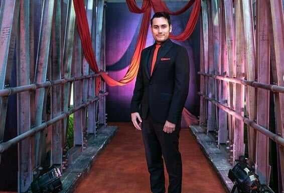 Profil dan Biodata Arifin Putra: dari MTV VJ Hunt ke Layar Lebar Hollywood Profil dan Biodata Arifin Putra: dari MTV VJ Hunt ke Layar Lebar Hollywood