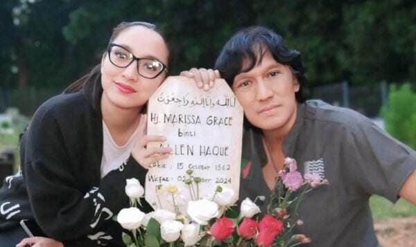 Ikang Fawzi Sempat Drop hingga Dilarikan ke IGD Setelah Kepergian Marissa Haque Ikang Fawzi Sempat Drop hingga Dilarikan ke IGD Setelah Kepergian Marissa Haque