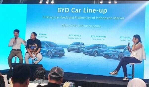 Penjualan Mobil Listrik Tembus 15.000 Unit pada 2024, BYD Siap Luncurkan Denza Pekan Ini 