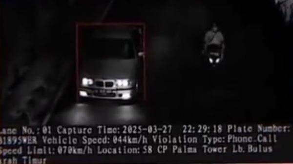 Setelah Ambulans, Viral Mobil Kena Tilang Elektronik Gegara Penumpang Main HP Setelah Ambulans, Viral Mobil Kena Tilang Elektronik Gegara Penumpang Main HP