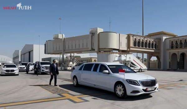 Presiden Prabowo Naik Mobil Sultan Anti-Peluru Seharga Rp28 Miliar saat di Abu Dhabi, Intip Spesifikasinya Presiden Prabowo Naik Mobil Sultan Anti-Peluru Seharga Rp28 Miliar saat di Abu Dhabi, Intip Spesifikasinya