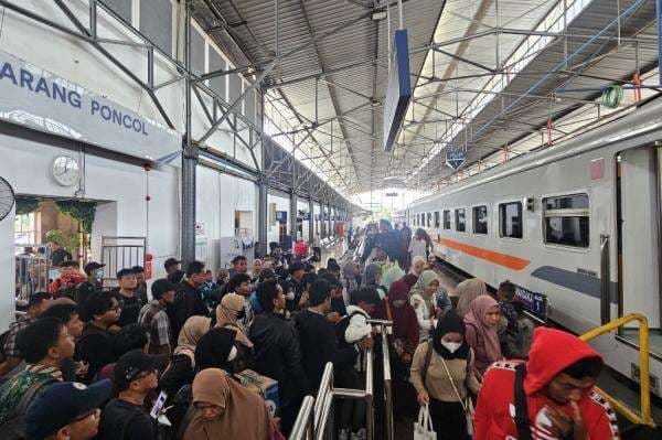 Stasiun Favorit Selama Libur Nataru, Semarang Tawang Juara