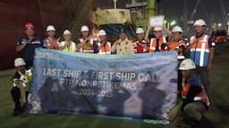 PTP Nonpetikemas Tetap Beroperasi Selama Nataru, Apresiasi Pelanggan Melalui Last & First Ship Call