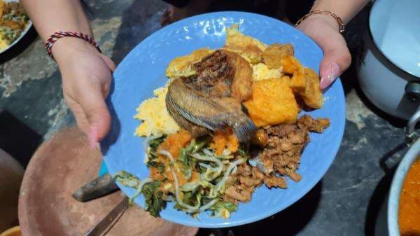 Nasi Pecel Jagung, Kuliner Malam Legendaris di Kecamatan Karanggeneng Nasi Pecel Jagung, Kuliner Malam Legendaris di Kecamatan Karanggeneng