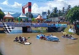 Serunya Balap Perahu Gethek di Banyuwangi, Warna-Warni Tradisi Lokal yang Bisa Tarik Wisatawan