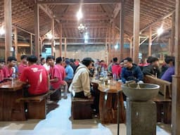 Keren! Manajemen PSMP Ngopi Bareng Dengan Suporter, Minta Masukan Arungi Liga 4 Kedepan