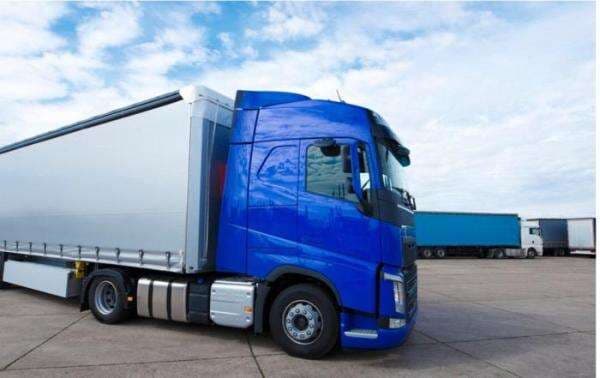 Korlantas: Kendaraan Sumbu Tiga Dilarang Masuk Tol selama Nataru Korlantas: Kendaraan Sumbu Tiga Dilarang Masuk Tol selama Nataru