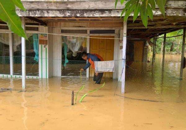 Hujan Ekstrem, Sejumlah Daerah di Indonesia Diterjang Banjir Hujan Ekstrem, Sejumlah Daerah di Indonesia Diterjang Banjir
