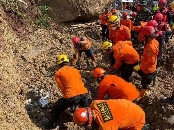 Berhasil Dievakuasi, Ini Identitas Korban Longsor di Purworejo