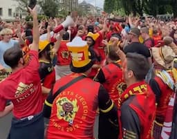 Aksi Suporter Timnas Belgia di Laga Kontra Prancis pada 16 Besar Euro 2024: Menggebu-gebu Sebelum Pertandingan, Panas Usai Kalah