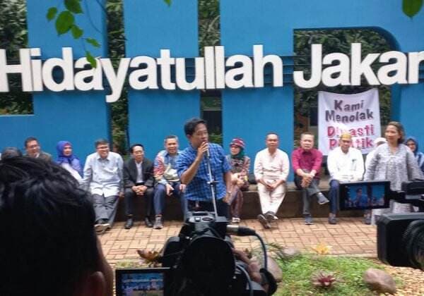 Alumni UIN Syarif Hidayatullah: Presiden Kalau Macam-Macam dengan Demokrasi Dia Akan Jatuh