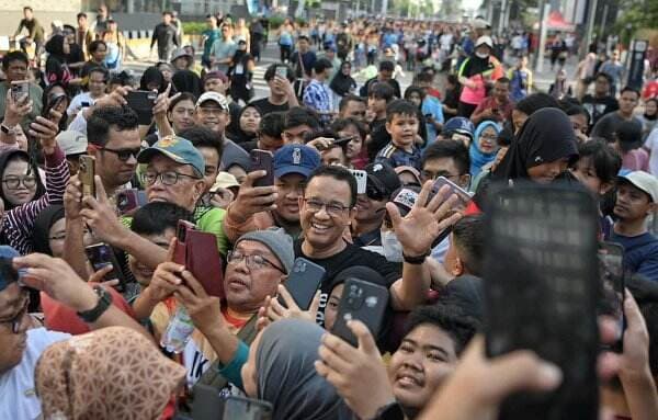  Saat Anies Baswedan Jadi Magnet CFD Jakarta Meski Gagal Maju di Pilkada 2024