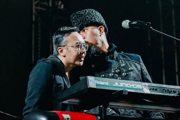 Ahmad Dhani Ungkap Lagu Dewa 19 yang Diciptakan Khusus untuk Ari Lasso