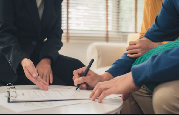 Hasil Negosiasi Tarif Trump Tentukan Nasib Industri Asuransi Hasil Negosiasi Tarif Trump Tentukan Nasib Industri Asuransi