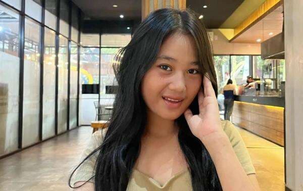 Siapa Aura Cinta? Gadis yang Debat dengan Dedi Mulyadi soal Larangan Wisuda SMA Siapa Aura Cinta? Gadis yang Debat dengan Dedi Mulyadi soal Larangan Wisuda SMA