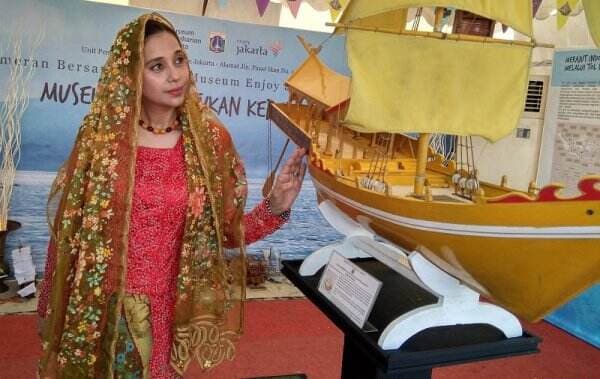 5 Film Fenomenal Ayu Azhari: Catatan Si Boy hingga Pemburu Teroris 5 Film Fenomenal Ayu Azhari: Catatan Si Boy hingga Pemburu Teroris