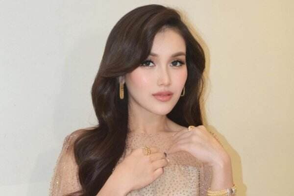 Kronologi Lengkap Ayu Ting Ting Alami Kecelakaan Mobil di Jalan Tol