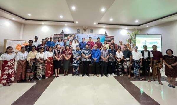 Transformasi Digital dari Desa: OpenSID Jadi Senjata Baru Capai SDGs di Sumba Timur Transformasi Digital dari Desa: OpenSID Jadi Senjata Baru Capai SDGs di Sumba Timur