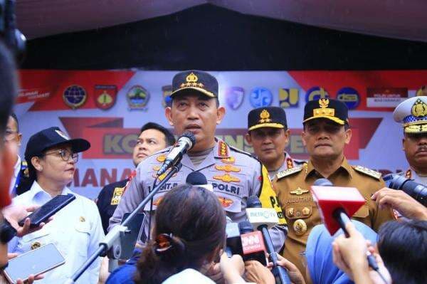 Kapolri Minta Maaf atas Insiden Insiden Wartawan Dipukul di Semarang Kapolri Minta Maaf atas Insiden Insiden Wartawan Dipukul di Semarang