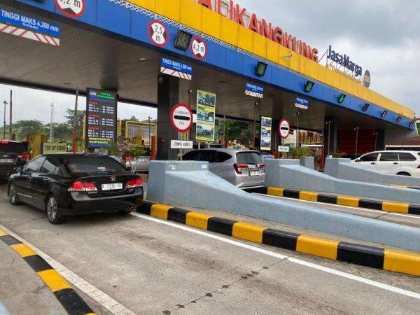 Pergerakan Pemudik Masih Landai, Ini Pantuan di Tol Kalikangkung Semarang Pergerakan Pemudik Masih Landai, Ini Pantuan di Tol Kalikangkung Semarang
