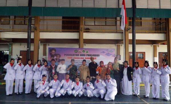 SMP Khadijah Gelar Parade Juang dan Lomba Kreatif, Warisi Semangat Pahlawan