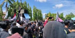 Defisit Ratusan Miliar! Aliansi Masyarakat Cilegon Demo Tuntut Transparansi & Pembayaran Honor Guru