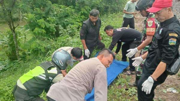 Pejalan Kaki Tewas Tertabrak Kereta Api Lodaya di Rajapolah Tasikmalaya, Korban Tanpa Identitas