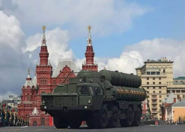 Bagaimana Risiko Perang Nuklir Rusia Melawan NATO?