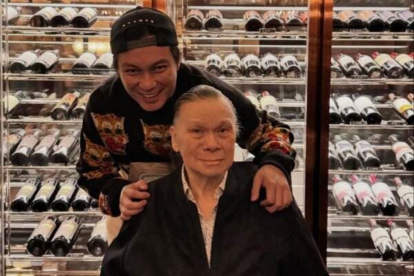 Baim Wong Ungkap Momen Haru Kiano dan Kenzo Cium Tangan Sang Ayah sebelum Meninggal