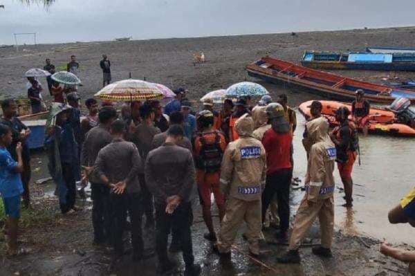 Banjir di Maluku Utara, 1 Orang Tewas dan 852 Warga Mengungsi Banjir di Maluku Utara, 1 Orang Tewas dan 852 Warga Mengungsi