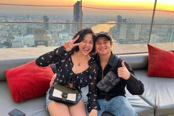 Bastian Steel Siap Nikahi Sitha Marino: Sabar Ya Sayang Bastian Steel Siap Nikahi Sitha Marino: Sabar Ya Sayang