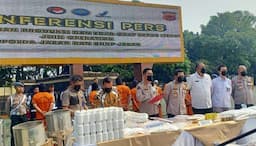 Polisi Gerebek 2 Pabrik Obat Keras di Tasikmalaya dan Sumedang, Tangkap 9 Orang dan Sita Jutaan Pil