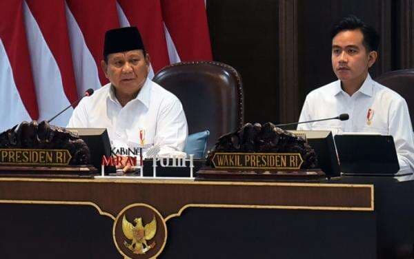 Pimpin Sidang Kabinet Paripurna, Prabowo Apresiasi Kinerja Kabinet Merah Putih