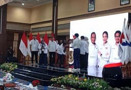 Ditandai Pemukulan Gong, Sekjen AYP Resmi Buka Bimtek Anggota Legislatif Perindo 2024-2029 di Jakarta