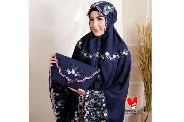 Ini 6 Bahan Mukena Terbaik yang Nyaman Dipakai Ini 6 Bahan Mukena Terbaik yang Nyaman Dipakai