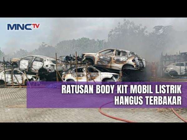 Gudang Body Kit Mobil Listrik di Bekasi Terbakar, Kerugian Capai Puluhan Miliar Rupiah Gudang Body Kit Mobil Listrik di Bekasi Terbakar, Kerugian Capai Puluhan Miliar Rupiah