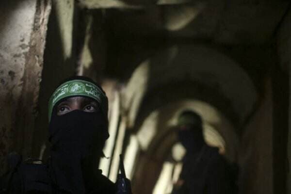 Brigade al-Qassam: Serangan Biadab Zionis Membunuh 3 Sandera Israel