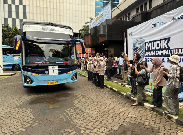 Mudik Gratis 2025, Bulog Berangkatkan 650 Pemudik ke 13 Kota Tujuan Mudik Gratis 2025, Bulog Berangkatkan 650 Pemudik ke 13 Kota Tujuan