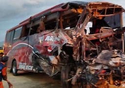 Kecelakaan Bus Rombongan Siswa SMP Bogor vs Truk di Tol Pandaan-Malang, Lalin Dialihkan