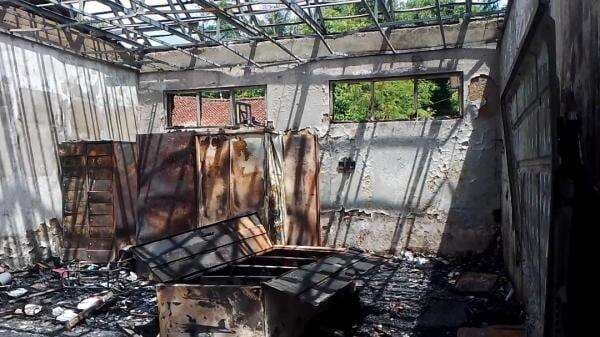 Diduga Akibat Kosleting Listrik, SDN Kalongsawah 01 Jasinga Kabupaten Bogor Ludes Terbakar Diduga Akibat Kosleting Listrik, SDN Kalongsawah 01 Jasinga Kabupaten Bogor Ludes Terbakar