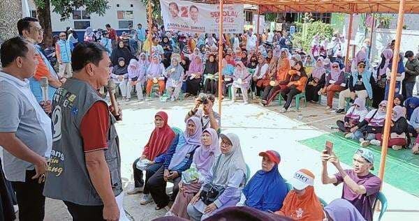 Maesyal Rasyid Tegaskan Pemberian Subsidi untuk Sekolah Swasta di Depan Warga Binong