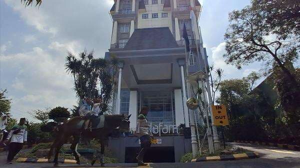 Keceriaan Anak Yatim di Hotel Dafam Semarang: Dari Naik Kuda hingga Boom Boom Car